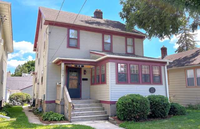 1509 Madison St. (6 BR+) photos photos
