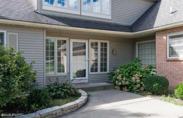 2759 Glenalmond Drive Gallery 2