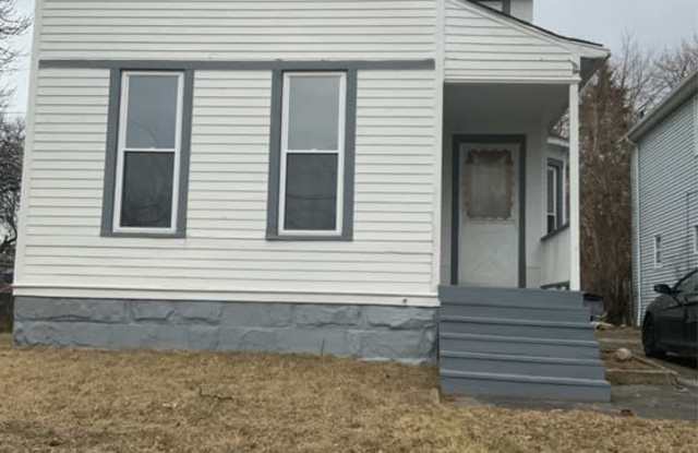 1245 Addison Road - 2 photos photos