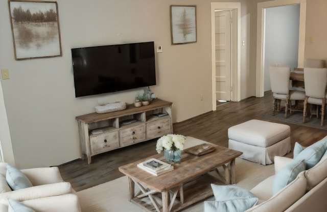 603 Hall St photos photos