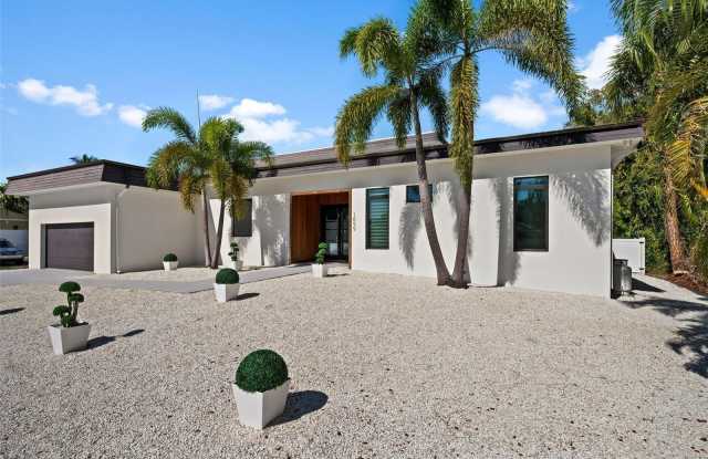 1899 VAMO WAY photos photos