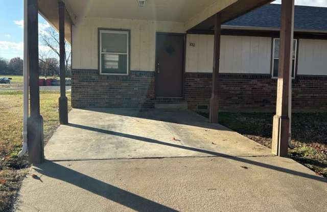 PRE-LEASING!! AVAILABLE JUNE 10TH!!- 2 Bedroom/ 1 Bathroom Duplex photos photos