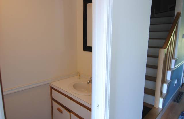 223 Fox Hollow Drive Gallery 3