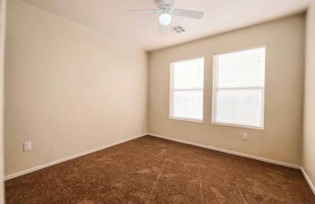 2 BEDROOM TOWNHOUSE WITH GARAGE! photos photos