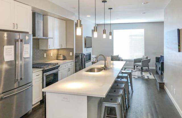 1581 W 43rd Ave - 1581 West 43rd Avenue, Denver, CO 80211