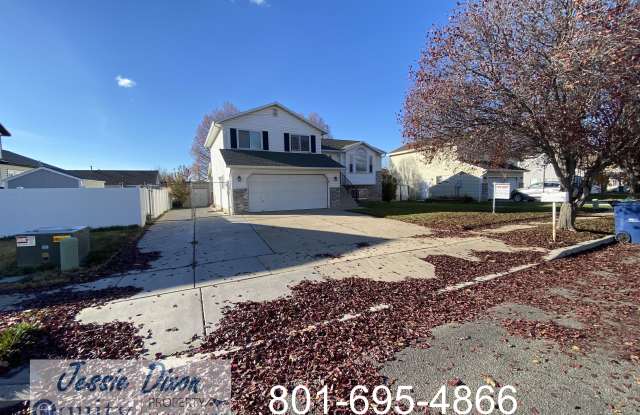 5889 S 3260 W Gallery 2