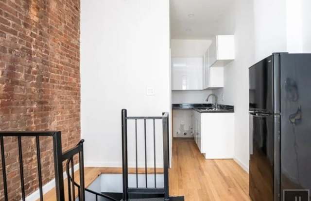 479 WARREN STREET - 479 Warren Street, Brooklyn, NY 11217