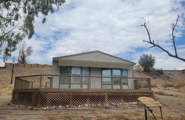 Renovated 3-Bedroom Oasis Near Colorado River with Stunning Desert Views photos photos