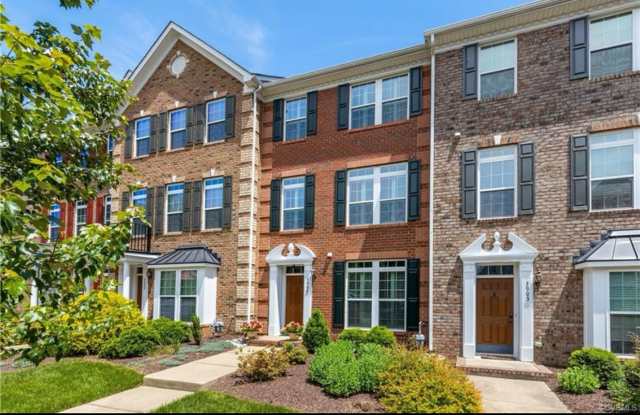Beautiful 3 Bedroom Townhouse in West Broad Village photos photos