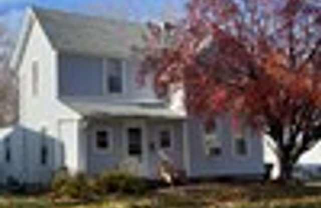3 bedroom House - 1316 South 22nd Street, Fort Dodge, IA 50501