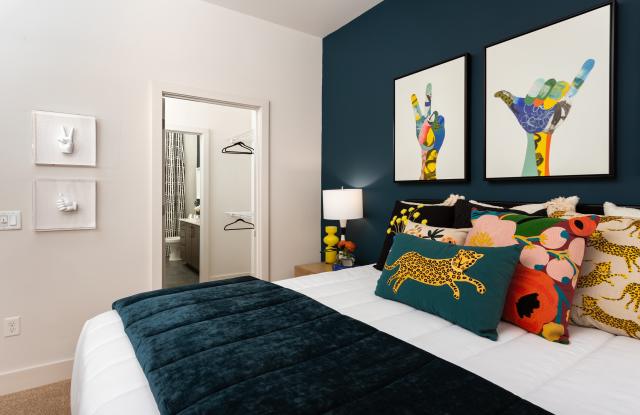 675 N Highland Gallery 4