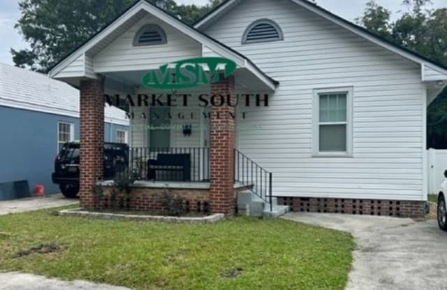 828 E. 32nd Street - 828 East 32nd Street, Savannah, GA 31401