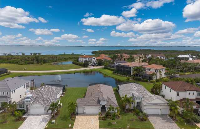 5504 TITLE ROW Drive Gallery 3