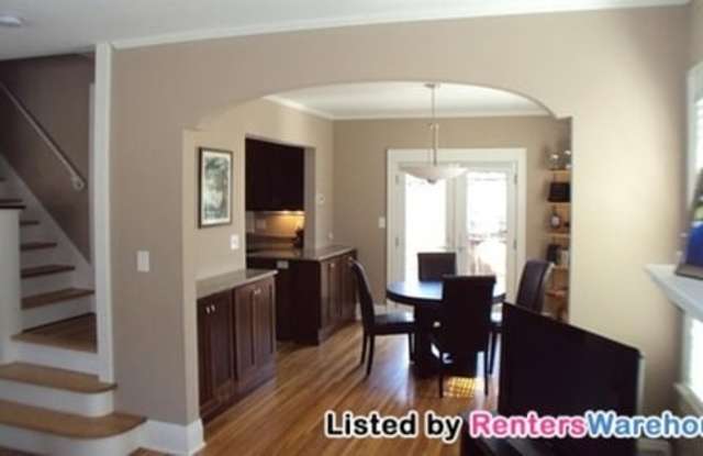 4921 Nicollet Avenue Gallery 4