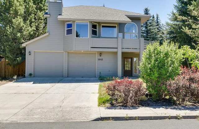 Amazing Split-Level home at 2842 NE Ocker Drive - Bend Don't Miss this One!! photos photos