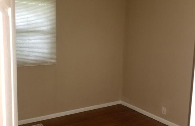 7301 Austin Dr Gallery 4