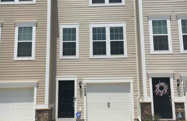 17008 HOSKINS WAY - 17008 Hoskins Way, Cherry Hill, VA 22026