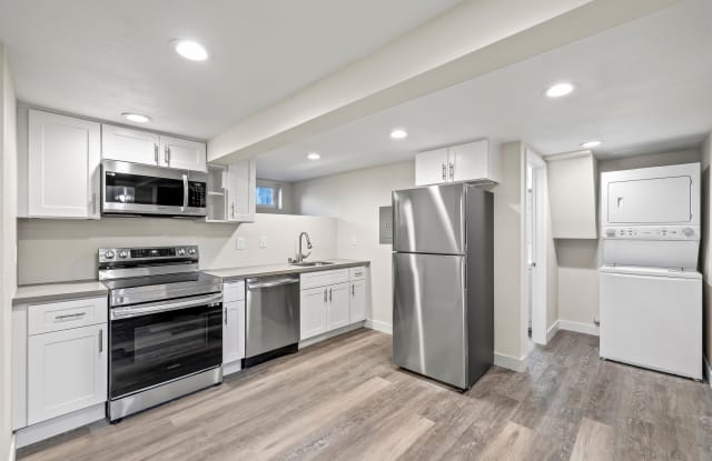 4204 51st Street - B photos photos