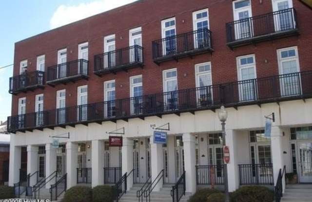 215 S Water Street unit: Apt 202 - 215 South Water Street, Wilmington, NC 28401
