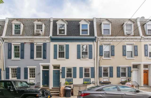 3928 Delancey Street Gallery 1