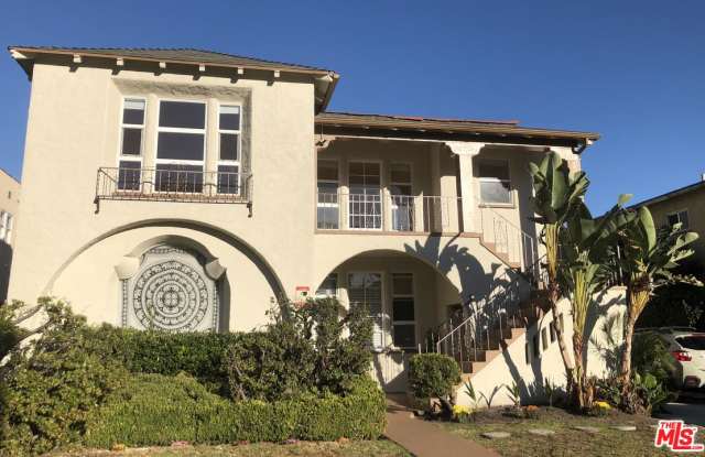 1026 South HOLT Avenue - 1026 South Holt Avenue, Los Angeles, CA 90035