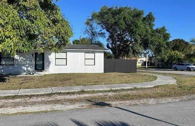 19823 SW 119th Ct - 19823 Southwest 119th Court, South Miami Heights, FL 33177