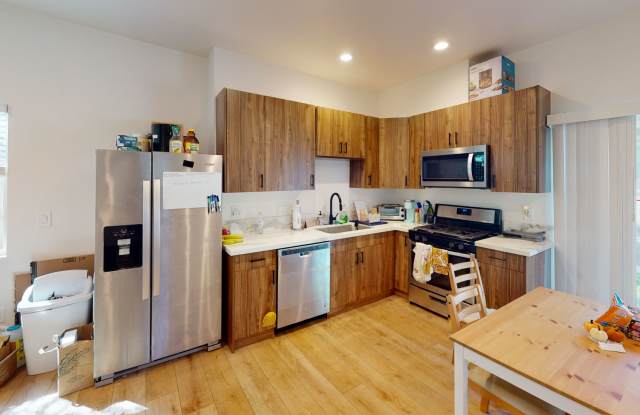 Private turfed yard! photos photos