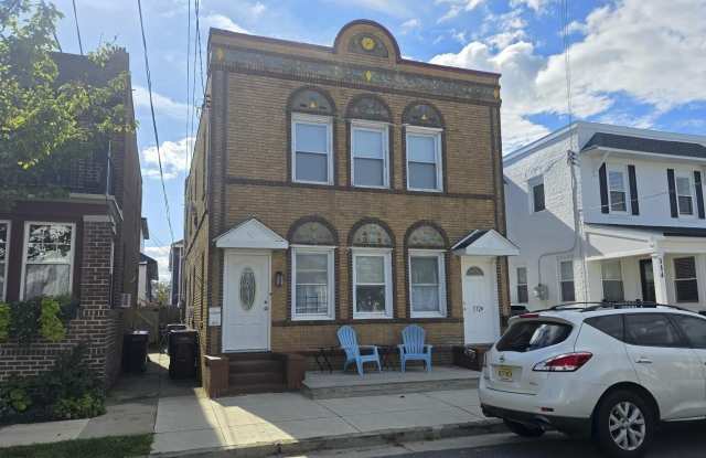 112 N Avolyn Ave Gallery 1