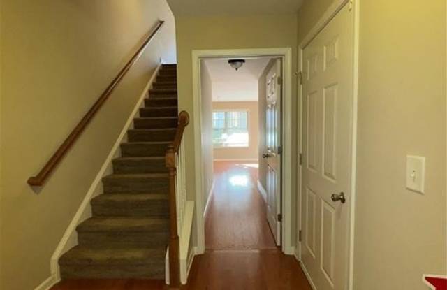 2976 Ashlyn Crest Court Gallery 3