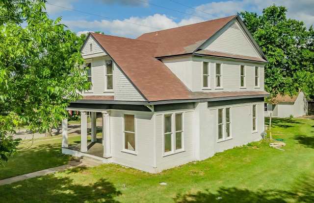 2700 Grim Avenue - 1 Gallery 2