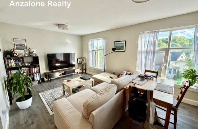 882 Massachusetts Avenue photos photos
