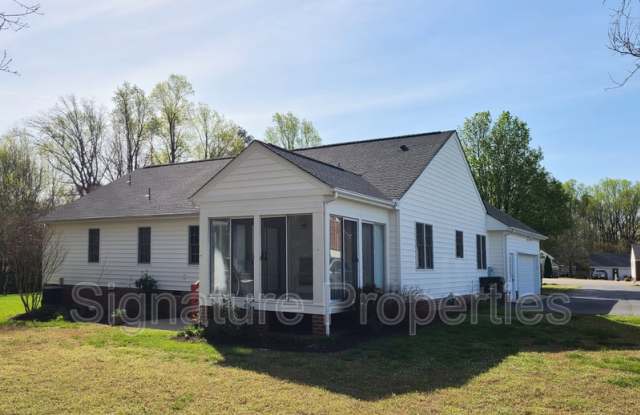 8040 Rose Hill Dr Gallery 2