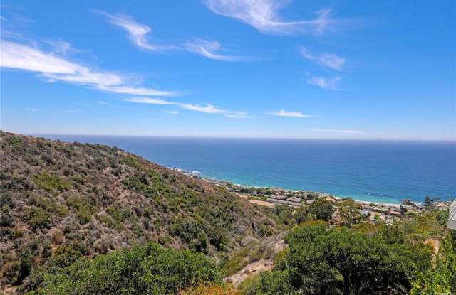 661 Nyes Place - 661 Nyes Place, Laguna Beach, CA 92651 661 Nyes Place - 661 Nyes Place, Laguna Beach, CA 92651