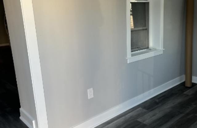 1226 Clover Ln - 1226 Clover Lane, Chester, PA 19013