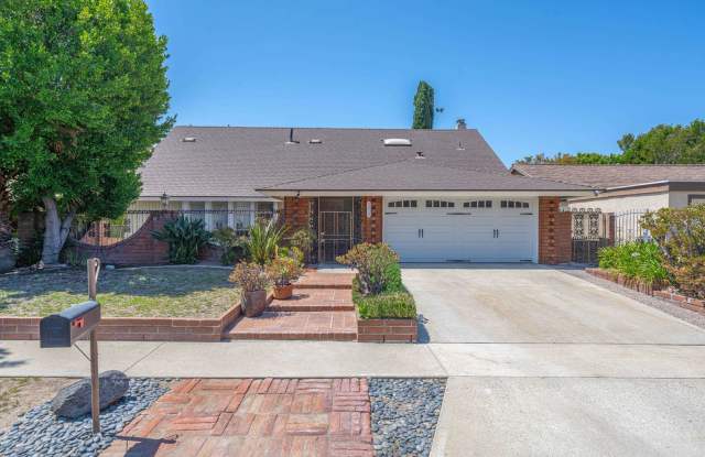 Spacious Elegance in the Heart of Irvine photos photos
