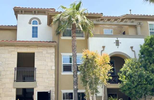 2BED/2BATH Condo in the Village at the Park Community in Camarillo - 209 Riverdale Court, Camarillo, CA 93012