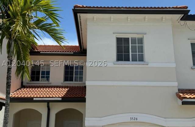 3526 NW 29th Ct Gallery 1
