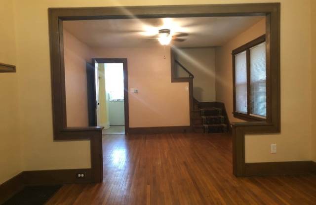 2691 Hibbert Avenue Gallery 3