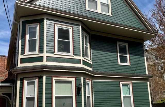 46 Aspinwall Ave. photos photos