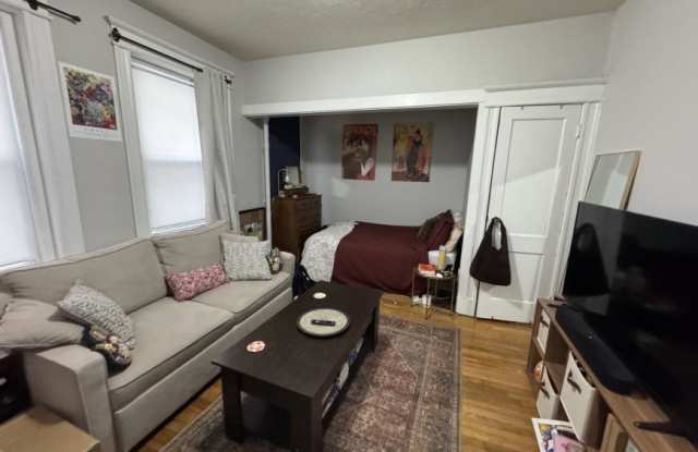 64 Woodstock Ave. photos photos