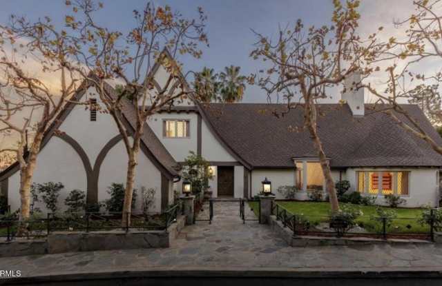 790 Huntington Circle photos photos