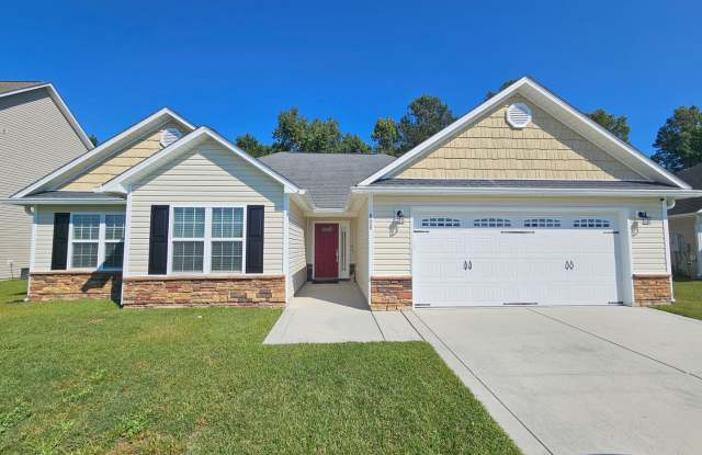 Lovely 3 Bedroom with Trash Included and Option to Include Water! Gallery 1