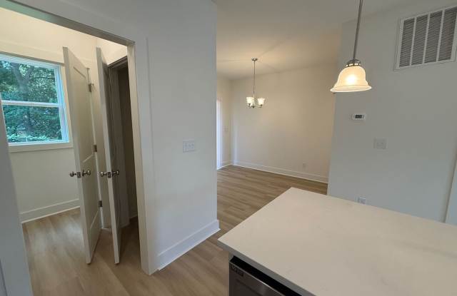 Room in 3 Bedroom Home in Gastonia Gallery 3