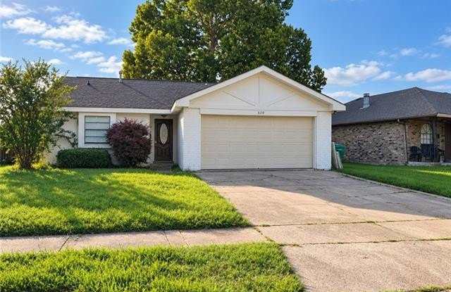 320 SUGARPINE Drive Gallery 1