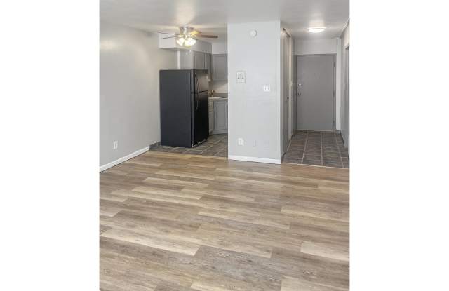 Diplomat Apartments Gallery 4