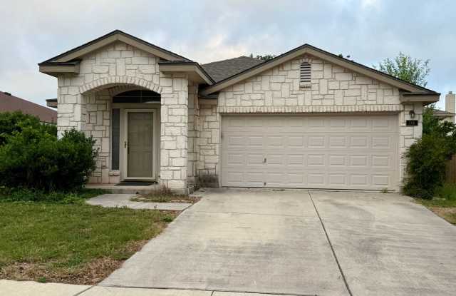 Charming 3-Bedroom Home – Minutes from Randolph AFB! photos photos