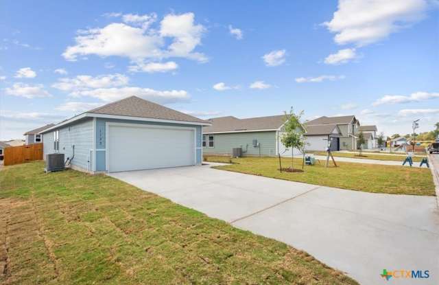 1122 Newey Circle Gallery 2
