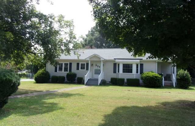 Beautifully Updated 3 Bedroom 1 1/2 Bath Home off Ebenezer Road photos photos