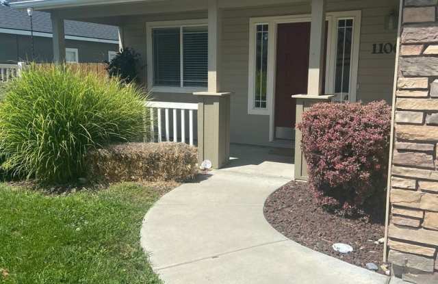 Spacious Home - 11004 West Rose Lake Street, Star, ID 83669