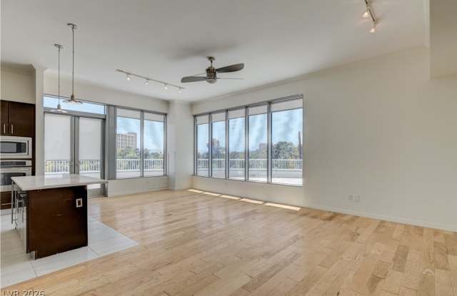 360 E Desert Inn Road Gallery 1